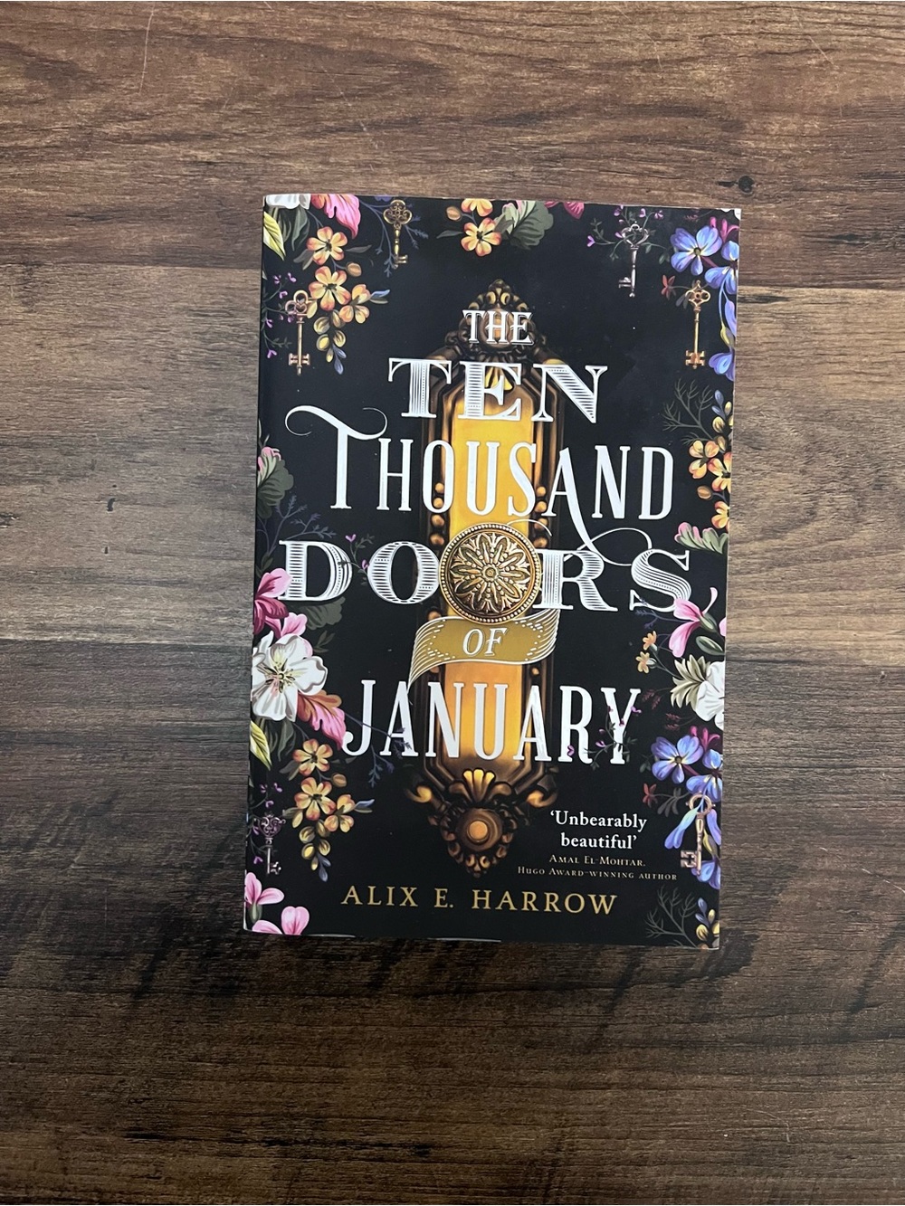 3/$30 🍀 — Paperback —  The Ten Thousand Doors of January by Alix E. Harrow